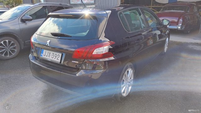 Peugeot 308 6