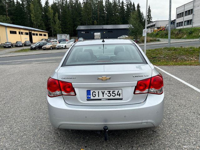 Chevrolet Cruze 6