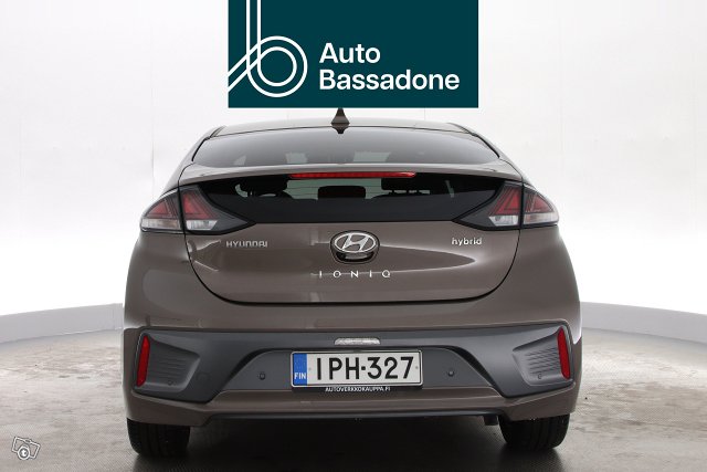 HYUNDAI IONIQ Hybrid 5