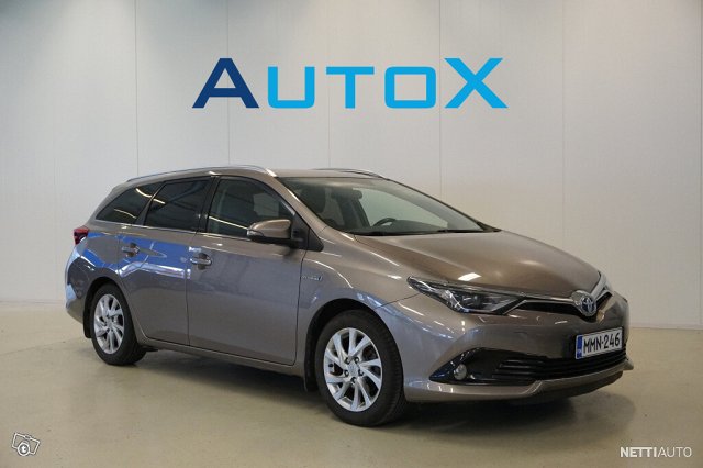 Toyota Auris 1