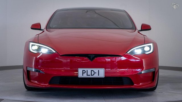 Tesla Model S 2