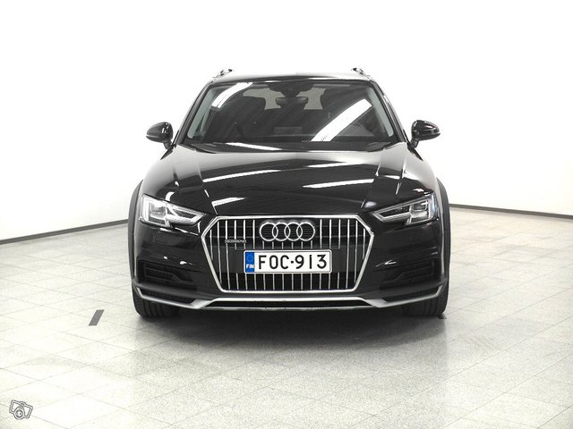 AUDI A4 Allroad Quattro 2