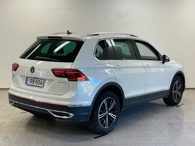 VOLKSWAGEN Tiguan 3