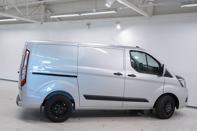 FORD TRANSIT CUSTOM 4