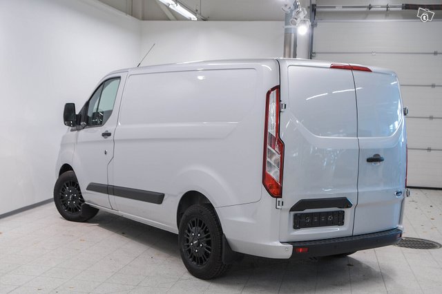 FORD TRANSIT CUSTOM 7