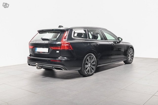 Volvo V60 3