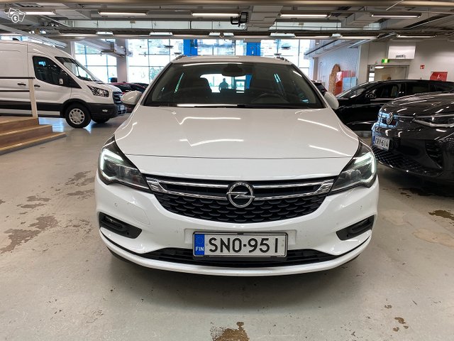 Opel Astra 2