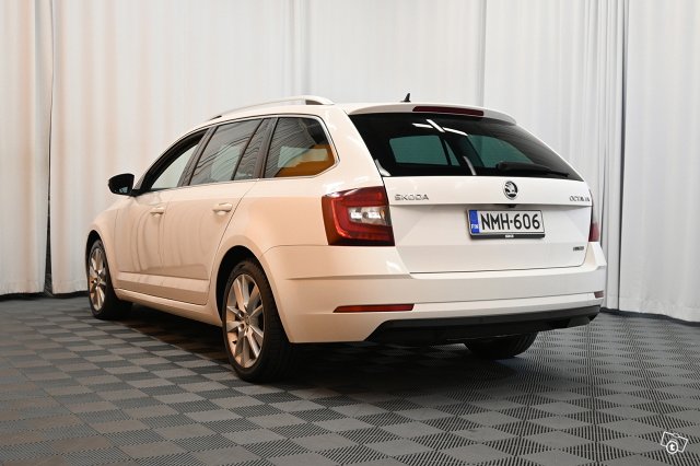 Skoda Octavia 4