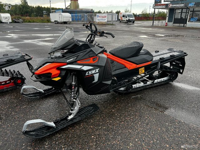 Lynx Xterrain 1