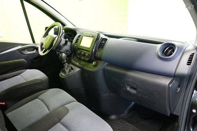 Opel Vivaro 14