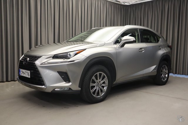 Lexus NX 1