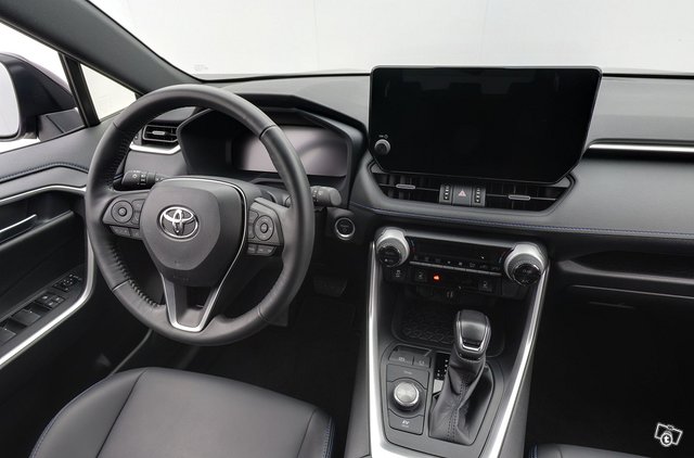 Toyota RAV4 9