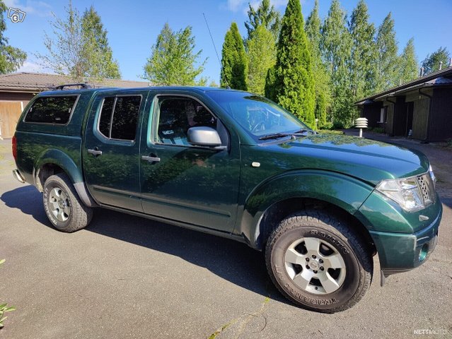 Nissan Navara 5