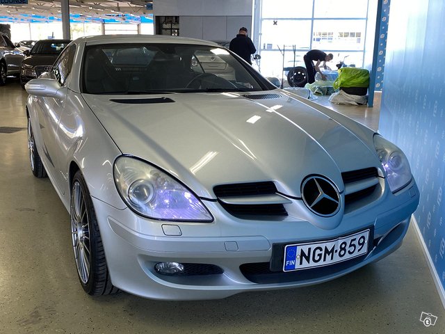 Mercedes-Benz SLK 7