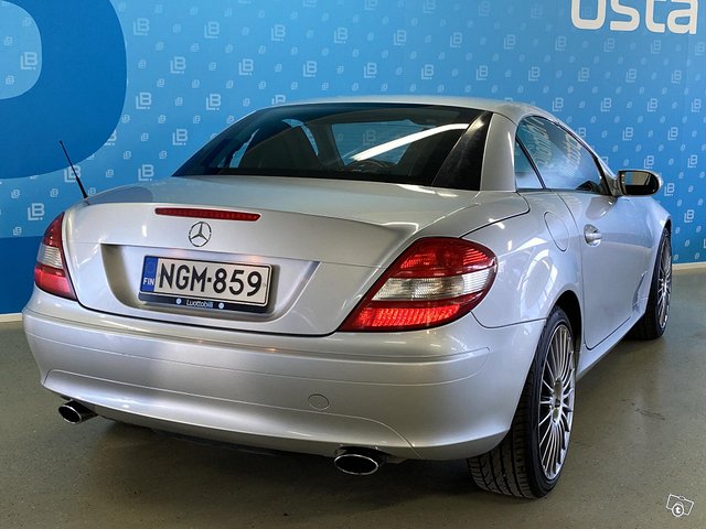 Mercedes-Benz SLK 8