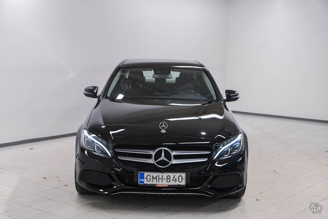 Mercedes-Benz C 2