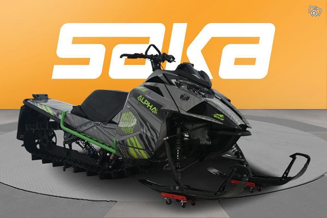 Arctic Cat M8000, kuva 1