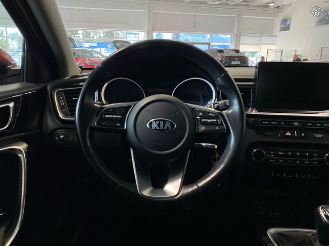 Kia Ceed 11