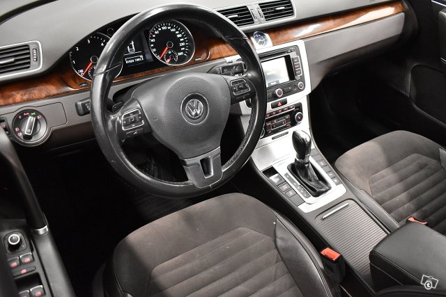 Volkswagen Passat 14