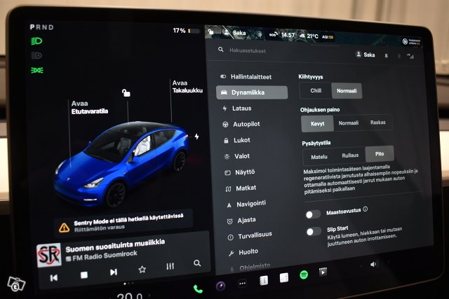 Tesla Model Y 20