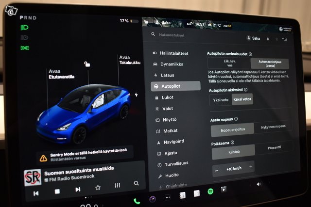 Tesla Model Y 22