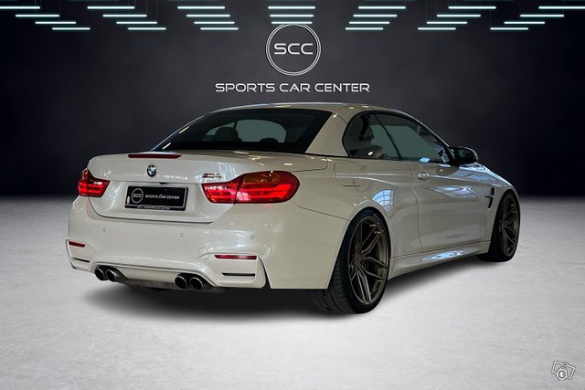 BMW M4 2