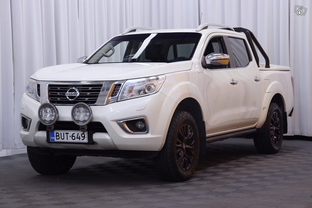 Nissan Navara 3