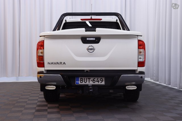 Nissan Navara 6