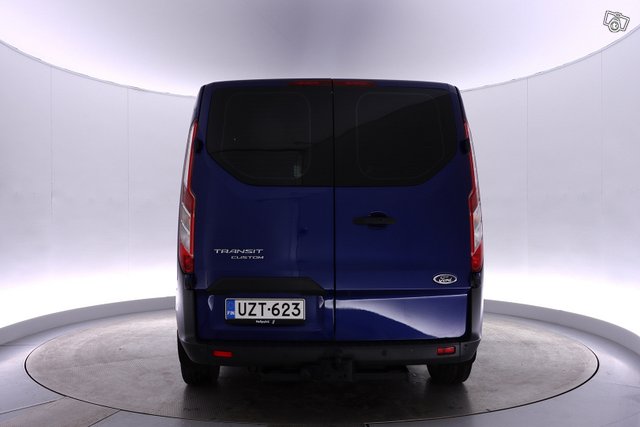 Ford Transit Custom 7