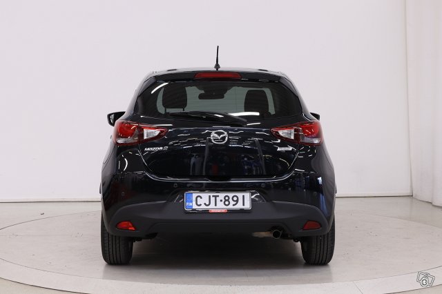 Mazda 2 6