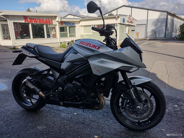 Suzuki GSX-S 2