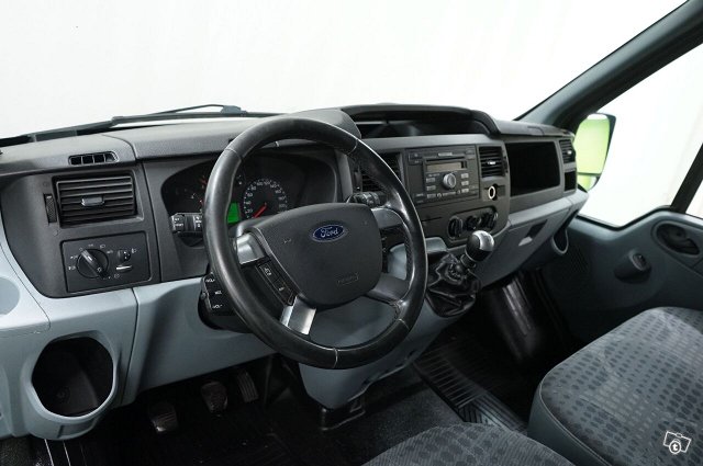 Ford Transit 12