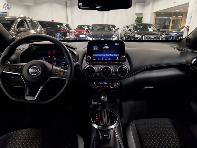 NISSAN Juke 6