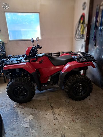 Honda TRX 520FA (takuu vielä 3V) 2