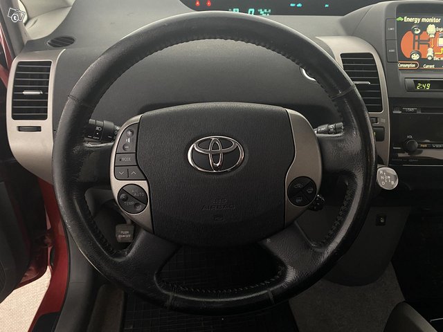 Toyota Prius 12