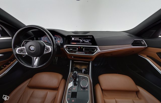 BMW 320 11