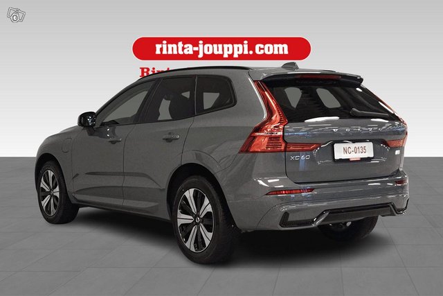 VOLVO XC60 7