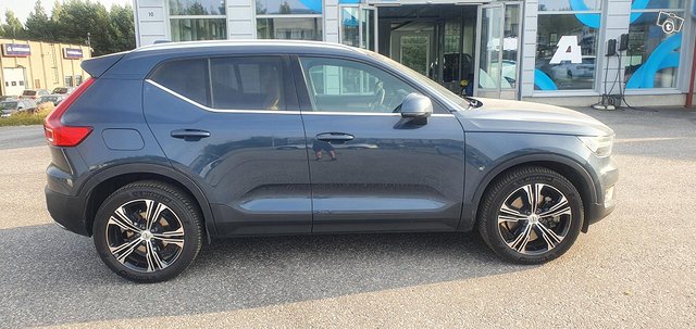 Volvo XC40 10