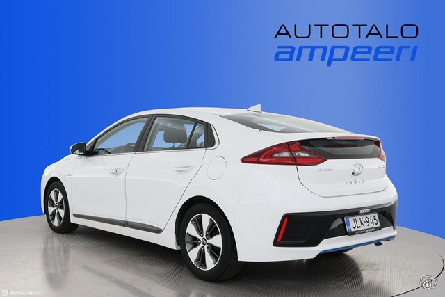 Hyundai Ioniq Plug-In 7