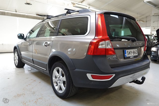 Volvo XC70 5