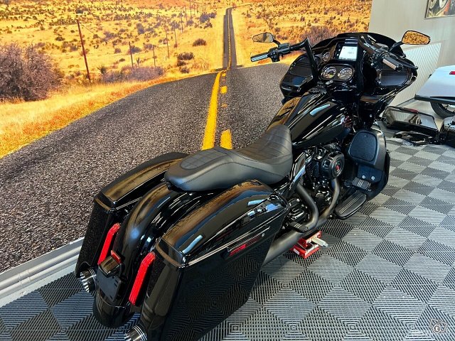 Harley-Davidson Touring 8