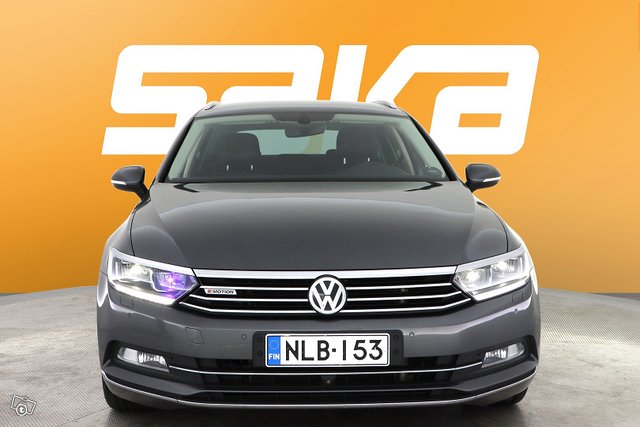 Volkswagen Passat 2