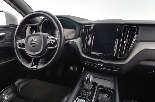 Volvo XC60 11