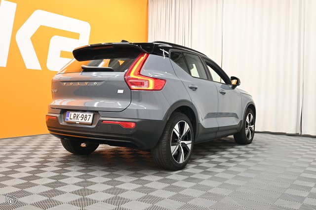 Volvo XC40 6