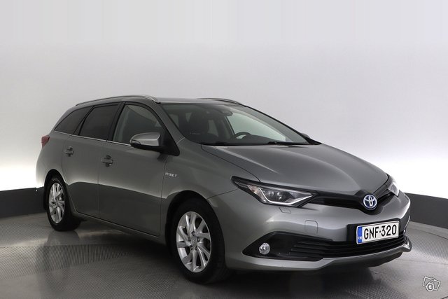 Toyota Auris 7