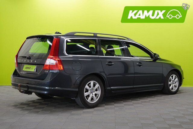 Volvo V70 4