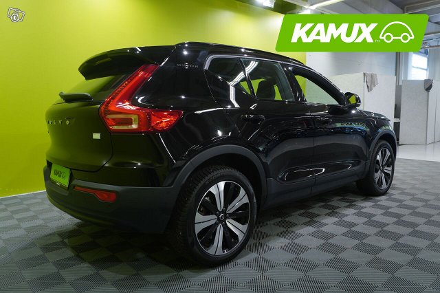 Volvo XC40 4