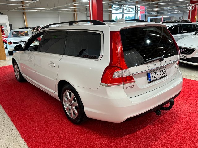 Volvo V70 6