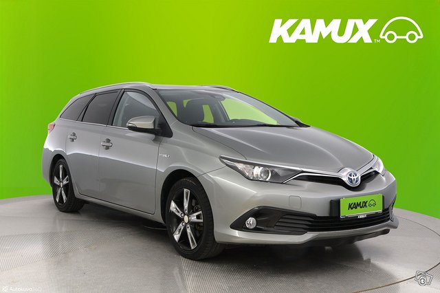 Toyota Auris 1