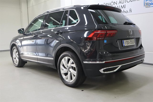 VOLKSWAGEN Tiguan 4